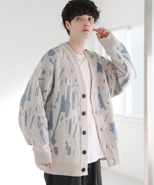 ASTRONOMY(アストロノミー)の「Buyer's select/オーバーサイズVネックカーディガン スプラッシュ柄/配色スプラッシュ柄/ゼブラ柄/スモーク柄(カーディガン/ボレロ・メンズ・ブラック系/ブルー系/ブルー系1/ブラック系1/ブルー系3/ホワイト系/ホワイト系1/ホワイト系2/グレー系2/ホワイト系3/ブラック系2/ベージュ系3・M/L)」の2枚目の写真