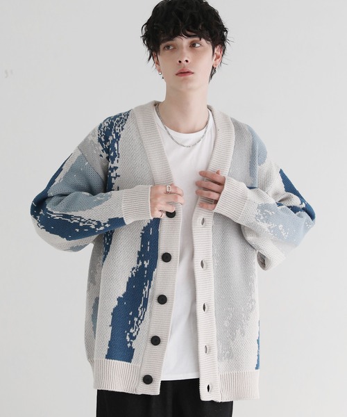 ASTRONOMY(アストロノミー)の「Buyer's select/オーバーサイズVネックカーディガン スプラッシュ柄/配色スプラッシュ柄/ゼブラ柄/スモーク柄(カーディガン/ボレロ・メンズ・ブラック系/ブルー系/ブルー系1/ブラック系1/ブルー系3/ホワイト系/ホワイト系1/ホワイト系2/グレー系2/ホワイト系3/ブラック系2/ベージュ系3・M/L)」の3枚目の写真