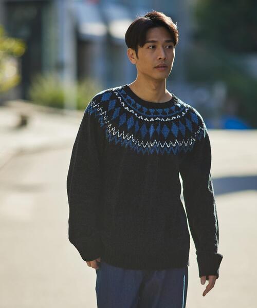 ITEMS URBANRESEARCH（アイテムズ アーバンリサーチ）の「求心柄モールクルーネックニット（ニット/セーター・メンズ・ベージュ/オフホワイト/グレー/ブラック・MEDIUM/LARGE）」の3枚目の写真