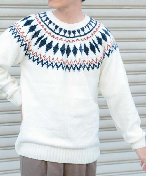 ITEMS URBANRESEARCH（アイテムズ アーバンリサーチ）の「求心柄モールクルーネックニット（ニット/セーター・メンズ・ベージュ/オフホワイト/グレー/ブラック・MEDIUM/LARGE）」の6枚目の写真