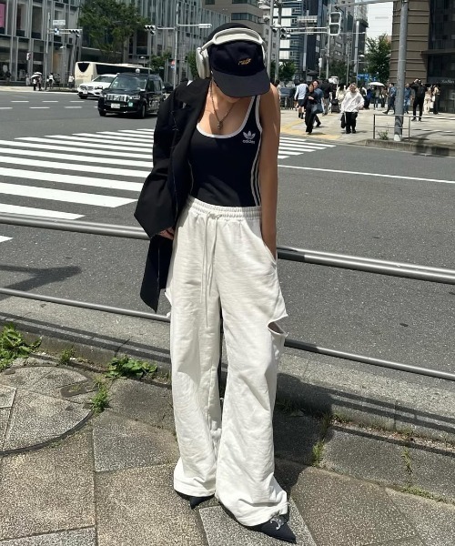 josemoon サイドスリット ホワイトスウェットパンツ SIDE SLIT SWEAT PANTS/サイドスリットスウェットパンツ（スウェット