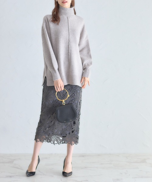 tocco closet（トッコ　クローゼット）の「ミルドライクウールハイネックニットプルオーバー（ニット/セーター・レディース・ピンクベージュ/グレー/オフホワイト/ブルー・M）」の18枚目の写真