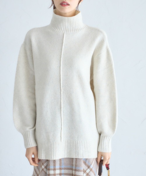 tocco closet（トッコ　クローゼット）の「ミルドライクウールハイネックニットプルオーバー（ニット/セーター・レディース・ピンクベージュ/グレー/オフホワイト/ブルー・M）」の10枚目の写真