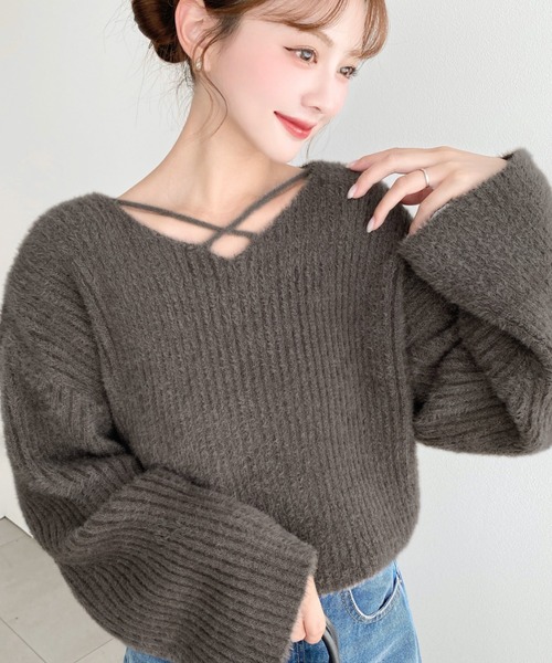 LOULOU select（ルルセレクト）の「クロスネックシャギーニットプルオーバー（ニット/セーター・レディース・ブラック/ベージュ/オフホワイト/アイボリー/チャコールグレー/ピンク/グレイッシュベージュ/ブラウン・M/L）」の5枚目の写真