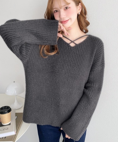 LOULOU select（ルルセレクト）の「クロスネックシャギーニットプルオーバー（ニット/セーター・レディース・ブラック/ベージュ/オフホワイト/アイボリー/チャコールグレー/ピンク/グレイッシュベージュ/ブラウン・M/L）」の21枚目の写真
