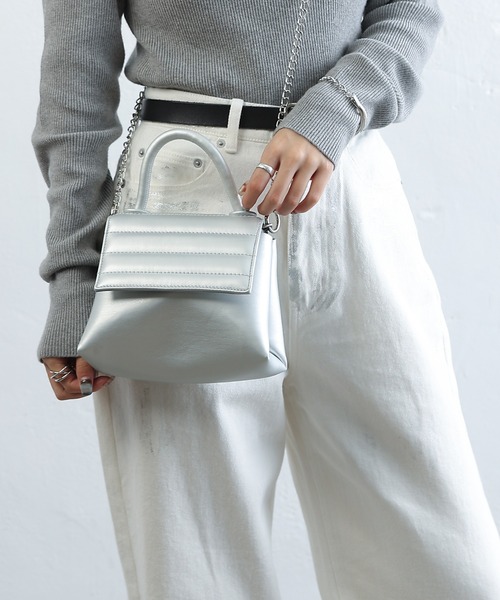 COLONY 2139（コロニートゥーワンスリーナイン）の「キルトフラップ2wayバッグ（ショルダーバッグ・レディース・ブラック/シルバー・FREE）」の21枚目の写真