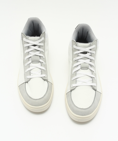 McQ ALEXANDER McQUEEN PUMA（マックキュー アレクサンダー マックイーン プーマ）の「MCQ SERVE MID (UNISEX)（スニーカー・メンズ・グレー/ブラック・29.0cm/30.0cm/28.0cm/28.5cm/22.5cm/26.0cm/27.0cm/23.0cm/23.5cm/24.0cm/25.0cm/27.5cm/24.5cm/25.5cm/26.5cm）」の12枚目の写真