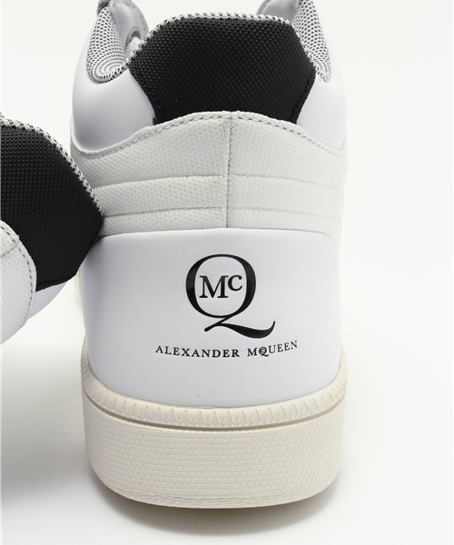 McQ ALEXANDER McQUEEN PUMA（マックキュー アレクサンダー マックイーン プーマ）の「MCQ SERVE MID (UNISEX)（スニーカー・メンズ・グレー/ブラック・29.0cm/30.0cm/28.0cm/28.5cm/22.5cm/26.0cm/27.0cm/23.0cm/23.5cm/24.0cm/25.0cm/27.5cm/24.5cm/25.5cm/26.5cm）」の11枚目の写真