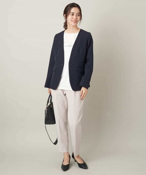 a.v.v（アーヴェヴェ）の「【洗える/イージーケア】ダブルクロステーパードパンツ（スーツパンツ・レディース・ブラック/ネイビー/ライトグレー・38/36/34/40/42）」の5枚目の写真