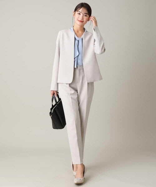 a.v.v（アーヴェヴェ）の「【洗える/イージーケア】ダブルクロステーパードパンツ（スーツパンツ・レディース・ブラック/ネイビー/ライトグレー・38/36/34/40/42）」の11枚目の写真