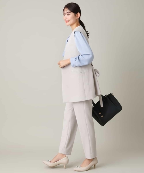 a.v.v（アーヴェヴェ）の「【洗える/イージーケア】ダブルクロステーパードパンツ（スーツパンツ・レディース・ブラック/ネイビー/ライトグレー・38/36/34/40/42）」の13枚目の写真