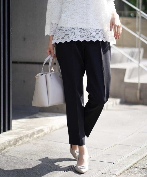 a.v.v（アーヴェヴェ）の「【洗える/イージーケア】ダブルクロステーパードパンツ（スーツパンツ・レディース・ブラック/ネイビー/ライトグレー・38/36/34/40/42）」の14枚目の写真