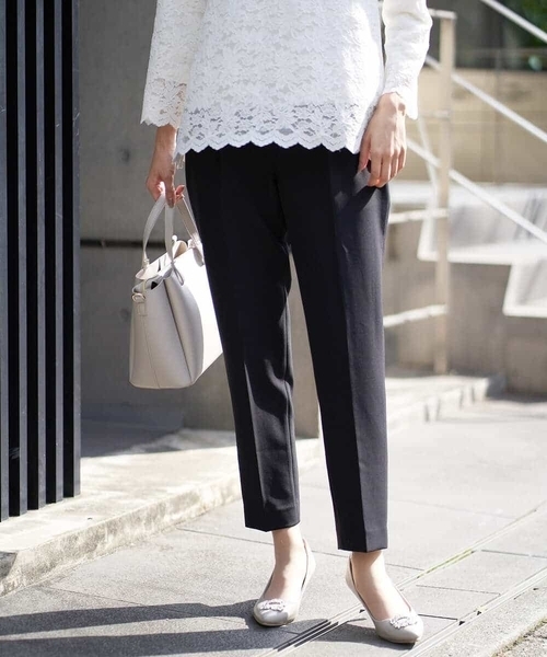 a.v.v（アーヴェヴェ）の「【洗える/イージーケア】ダブルクロステーパードパンツ（スーツパンツ・レディース・ブラック/ネイビー/ライトグレー・38/36/34/40/42）」の15枚目の写真