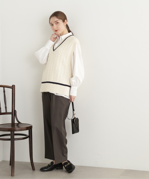 N.（N. Natural Beauty Basic）（エヌエヌナチュラルビューティーベーシック）の「◆ケーブルニットベスト（ベスト・レディース・ブラック/グレー/オフホワイト・MEDIUM）」の15枚目の写真