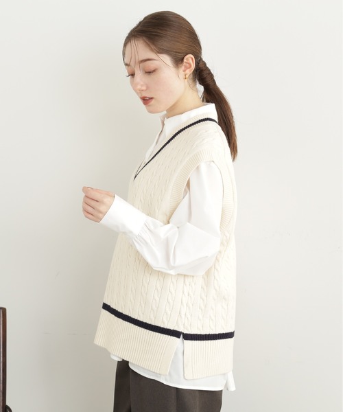 N.（N. Natural Beauty Basic）（エヌエヌナチュラルビューティーベーシック）の「◆ケーブルニットベスト（ベスト・レディース・ブラック/グレー/オフホワイト・MEDIUM）」の21枚目の写真
