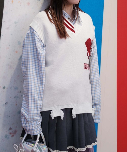 HOOK(フック)の「HOOK -original- 傷だらけのアシンメトリーニットベスト(ベスト・メンズ・ホワイト/ブラック/ホワイト系その他・M/L/XL)」の15枚目の写真