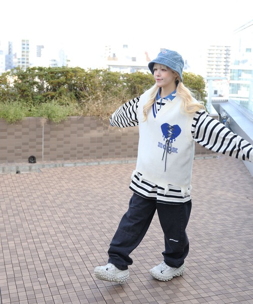 HOOK(フック)の「HOOK -original- 傷だらけのアシンメトリーニットベスト(ベスト・メンズ・ホワイト/ブラック/ホワイト系その他・M/L/XL)」の19枚目の写真