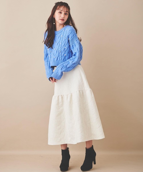 31 Sons de mode（トランテアン　ソン　ドゥ　モード）の「パール付きケーブルニット（ニット/セーター・レディース・ライトグレー/オフホワイト/ブラック/ブルー・36）」の13枚目の写真