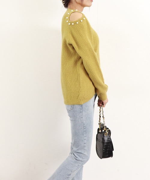 Miniministore（ミニミニストア）の「ニットトップス 肩出し ニットソー 長袖（ニット/セーター・レディース・ピンク/イエロー/ワインレッド/オフホワイト・フリー）」の14枚目の写真