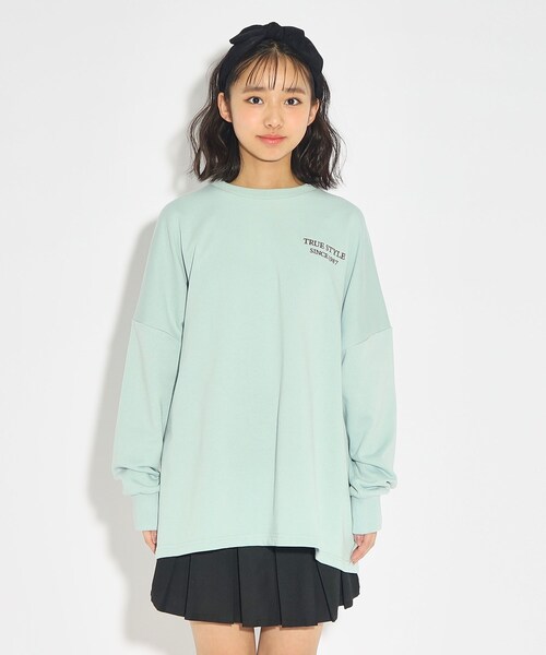 PINK-latte(ピンクラテ)の「◆バックグラフィックチュニックプルオーバー(Tシャツ/カットソー・キッズ・アイボリー/グリーン系・15 /16/14)」の3枚目の写真