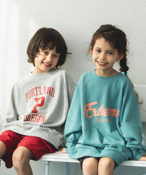 pairmanon(ペアマノン)の「裏毛 ビッグシルエット ラグランプリントトレーナー(スウェット・キッズ・グレー/ブルー/レッド/アイボリー・100/140/150/130/110/90/120)」の8枚目の写真
