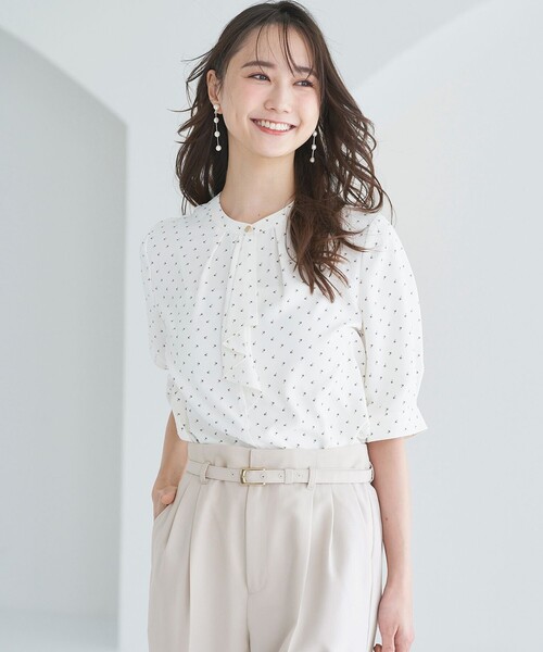 ANY SIS(エニィスィス)の「【洗える】ラッフルボウ ブラウス(シャツ/ブラウス・レディース・スカイブルー系5/ホワイト系5/ホワイト系・2)」の2枚目の写真