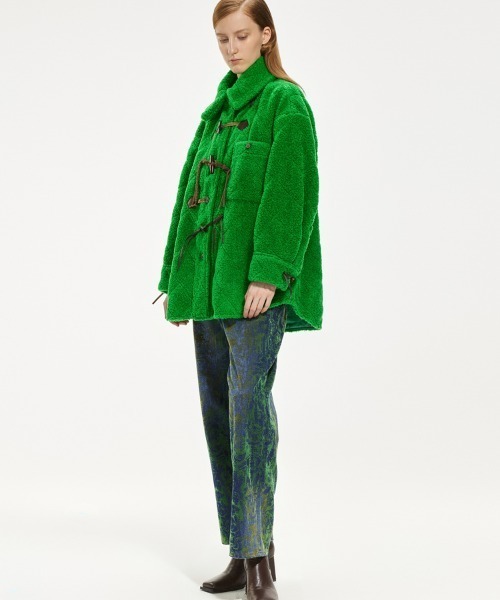 JNBY(ジェーエヌビーワイ)の「Diamond-shaped Embossed Wool-blend Duffle Jacket(ダッフルコート・レディース・ホワイト/ブラック・40/38/36)」の15枚目の写真