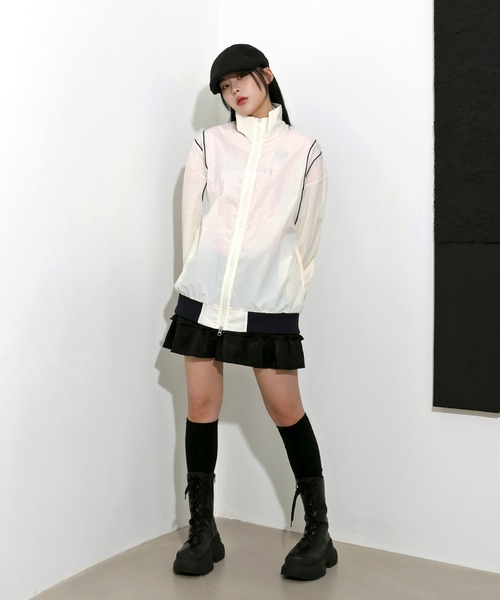 【美品】cpg ライン切り替えウインドブルゾン セール】[UNISEX][春秋大活躍アイテム]ナイロン配色ラインウィンド