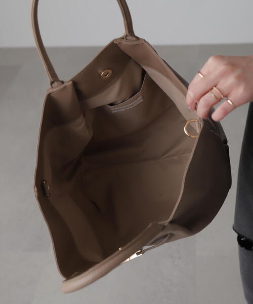 FREE'S MART(フリーズマート)の「ビッグボストン(ボストンバッグ・レディース・ブラック/グレー・フリ-)」の14枚目の写真