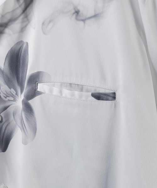 cussil（クシル）の「【cussil/クシル】フラワーパターンドレープルーズシルエット2WAYオープンカラーハーフスリーブシャツ（シャツ/ブラウス・メンズ・ブラック/ホワイト・XS/S/M/L）」の10枚目の写真