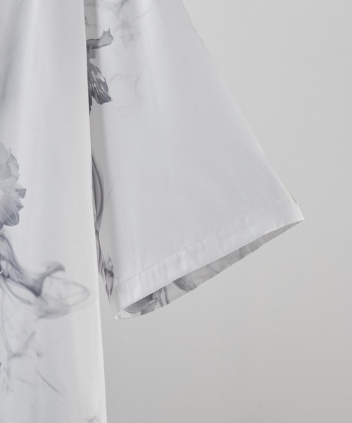 cussil（クシル）の「【cussil/クシル】フラワーパターンドレープルーズシルエット2WAYオープンカラーハーフスリーブシャツ（シャツ/ブラウス・メンズ・ブラック/ホワイト・XS/S/M/L）」の12枚目の写真