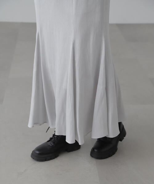 FREE'S MART（フリーズマート）の「[低身長サイズ/Sシリーズ]シャイニーフレアマーメイドスカート（スカート・レディース・ホワイト/グレー/ブルー・SMALL/MEDIUM/X-SMALL）」の19枚目の写真