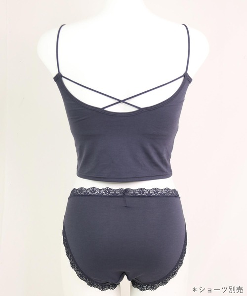 fran de lingerie（フランデランジェリー）の「さらっと滑らかなシルキーリネンクロップド丈のパッド付きキャミ 「シルキーリネン キャミソール」 キャミソール（キャミソール・レディース・グレイッシュベージュ/ネイビー/ブラック・L/LL/M）」の15枚目の写真