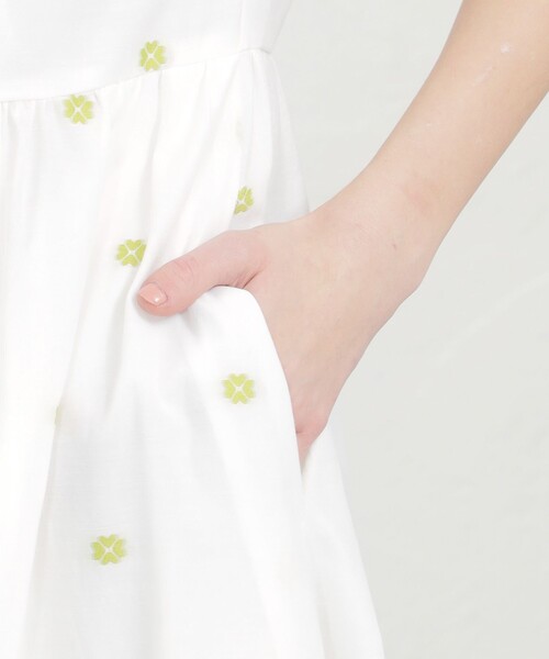 MACKINTOSH PHILOSOPHY（ﾏｯｷﾝﾄｯｼｭ ﾌｨﾛｿﾌｨｰ）の「クローバーカットジャカードワンピース（ワンピース・レディース・ブラック/オフホワイト・36/38）」の9枚目の写真