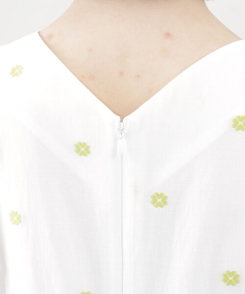 MACKINTOSH PHILOSOPHY（ﾏｯｷﾝﾄｯｼｭ ﾌｨﾛｿﾌｨｰ）の「クローバーカットジャカードワンピース（ワンピース・レディース・ブラック/オフホワイト・36/38）」の10枚目の写真