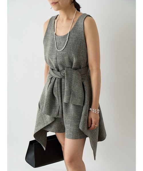 MIESROHE（ミースロエ）の「SQUARE LEATHER BAG【ﾊﾝﾄﾞﾊﾞｯｸﾞ