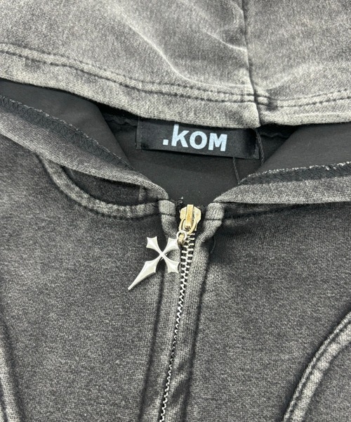 .KOM(ドットコム)の「A'GEM/9 × .kom 『.KOM/ドットケーオーエム』 ピグメント ジップアップパーカー(パーカー・レディース・チャコールグレー・FREE)」の6枚目の写真