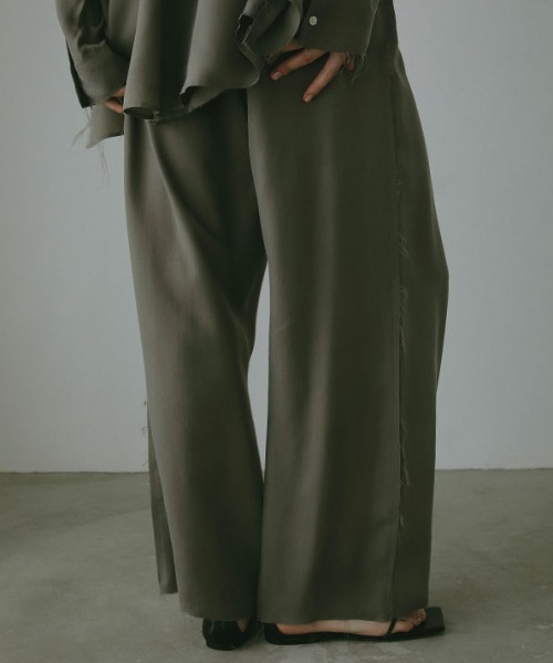 新品未使用タグエトレトウキョウカットオフキュプラパンツetre カットオフキュプラリラックスパンツ（その他パンツ）｜ETRE