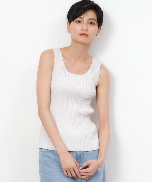 OPAQUE.CLIP（オペークドットクリップ）の「◆UV ラメニットタンクトップ【洗濯機洗い可/抗ピル】（ニット/セーター・レディース・ホワイト系6/ブラック系5/ベージュ系5・38/40）」の2枚目の写真