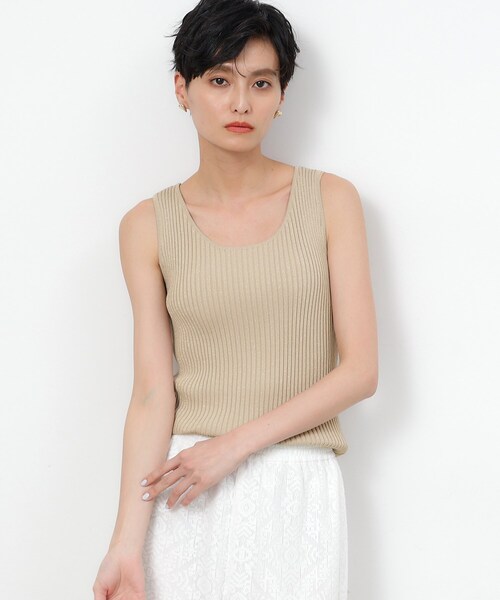 OPAQUE.CLIP（オペークドットクリップ）の「◆UV ラメニットタンクトップ【洗濯機洗い可/抗ピル】（ニット/セーター・レディース・ホワイト系6/ブラック系5/ベージュ系5・38/40）」の3枚目の写真