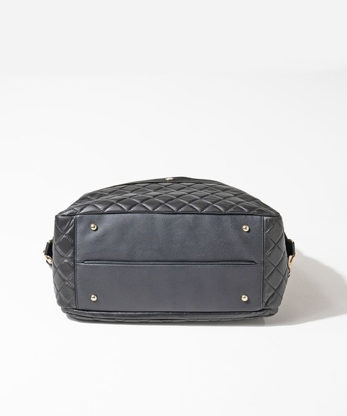 HAYNI（ヘイニ）の「Loche Quilted Boston Bag ロシェキルティングボストン Lサイズ（ボストンバッグ・レディース・ブラック・FREE）」の21枚目の写真