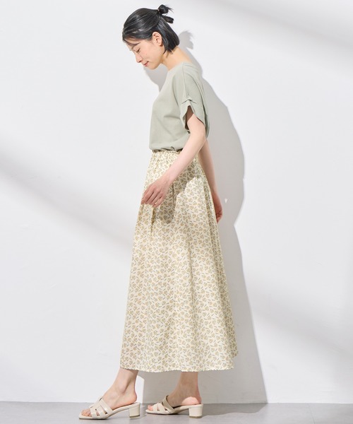 Viola e Viola(ヴィオラエヴィオラ)の「小花柄フレアースカート(スカート・レディース・イエロー/キナリ・LARGE/MEDIUM)」の3枚目の写真