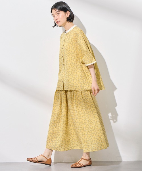 Viola e Viola(ヴィオラエヴィオラ)の「小花柄フレアースカート(スカート・レディース・イエロー/キナリ・LARGE/MEDIUM)」の8枚目の写真