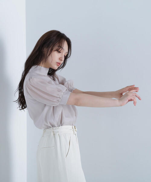 NATURAL BEAUTY BASIC（ナチュラルビューティーベーシック）の「ハイネックシアースリーブブラウス（シャツ/ブラウス・レディース・ワイン/グレー系その他/ベージュ・SMALL/MEDIUM）」の18枚目の写真