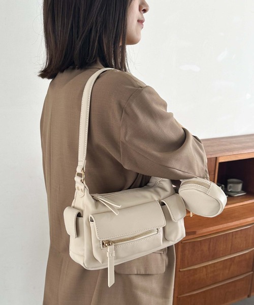 archives（アルシーヴ）の「ポケットＨＯＢＯバッグ（ハンドバッグ・レディース・ベージュ/アイボリー/ブラック・FREE）」の13枚目の写真