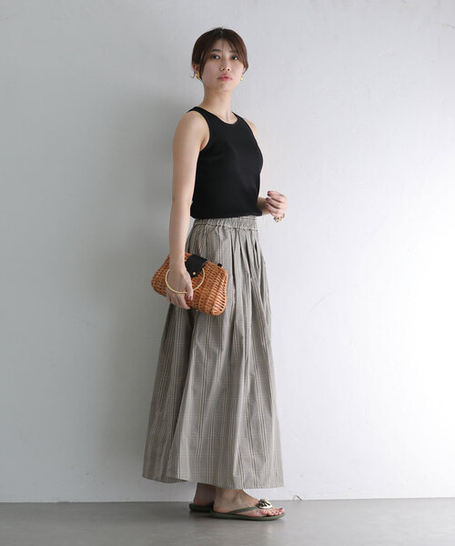 La TOTALITE（ラトータリテ）の「メモリータフタチェックスカート（スカート・レディース・ベージュ/ブラック/コバルトブルー・38/36）」の8枚目の写真