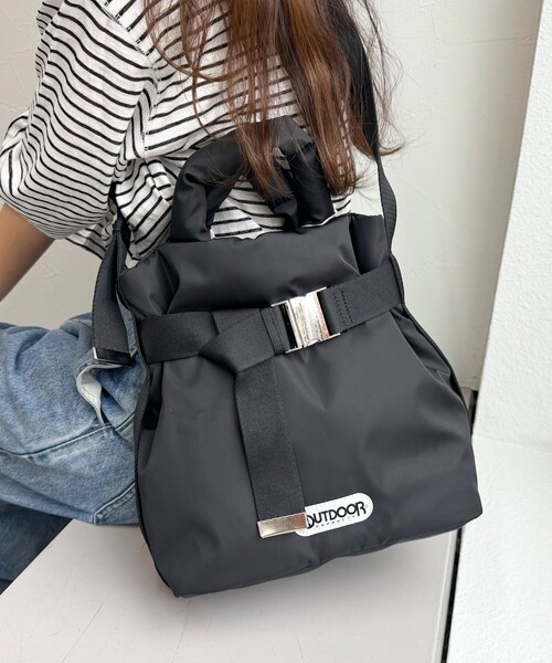 fredy emue(フレディエミュ)の「【OUTDOOR PRODUCTS /アウトドアプロダクツ】2wayベルトトートバックS(ショルダーバッグ・レディース・ブラック/アイボリー・FREE)」の7枚目の写真