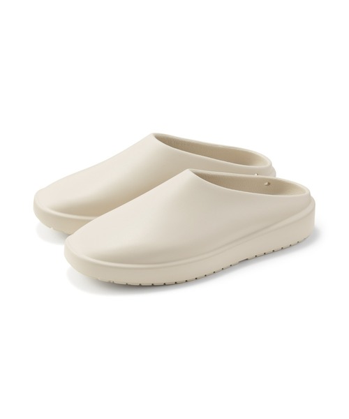 無印良品（ムジルシリョウヒン）の「一体成型　サボサンダル（サンダル・レディース・ライトベージュ/ダークグレー・XS/S/M/L/XL）」の2枚目の写真