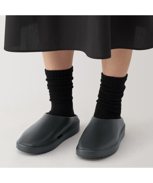 無印良品（ムジルシリョウヒン）の「一体成型　サボサンダル（サンダル・レディース・ライトベージュ/ダークグレー・XS/S/M/L/XL）」の19枚目の写真