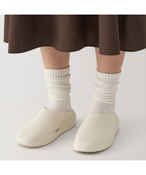 無印良品（ムジルシリョウヒン）の「一体成型　サボサンダル（サンダル・レディース・ライトベージュ/ダークグレー・XS/S/M/L/XL）」の10枚目の写真